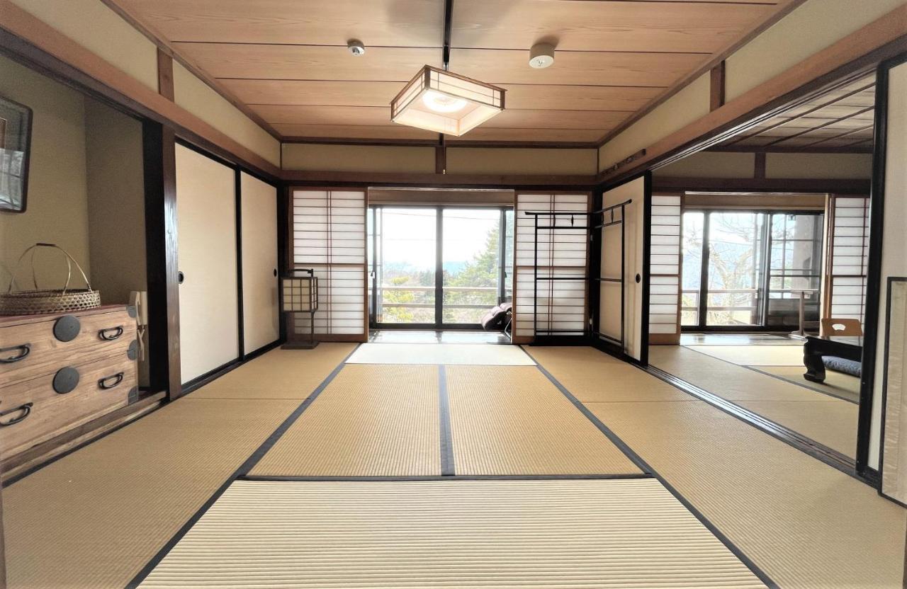宿屋白金家 Yadoya-Shiroganeya 1日1組限定2名から8名様まで 全館貸切り 伝統的建造物の旅籠宿 Traditional Culture Experience Nagano Esterno foto