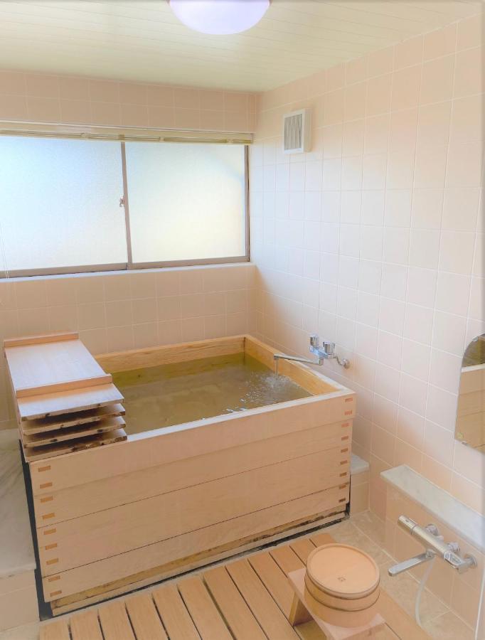 宿屋白金家 Yadoya-Shiroganeya 1日1組限定2名から8名様まで 全館貸切り 伝統的建造物の旅籠宿 Traditional Culture Experience Nagano Esterno foto