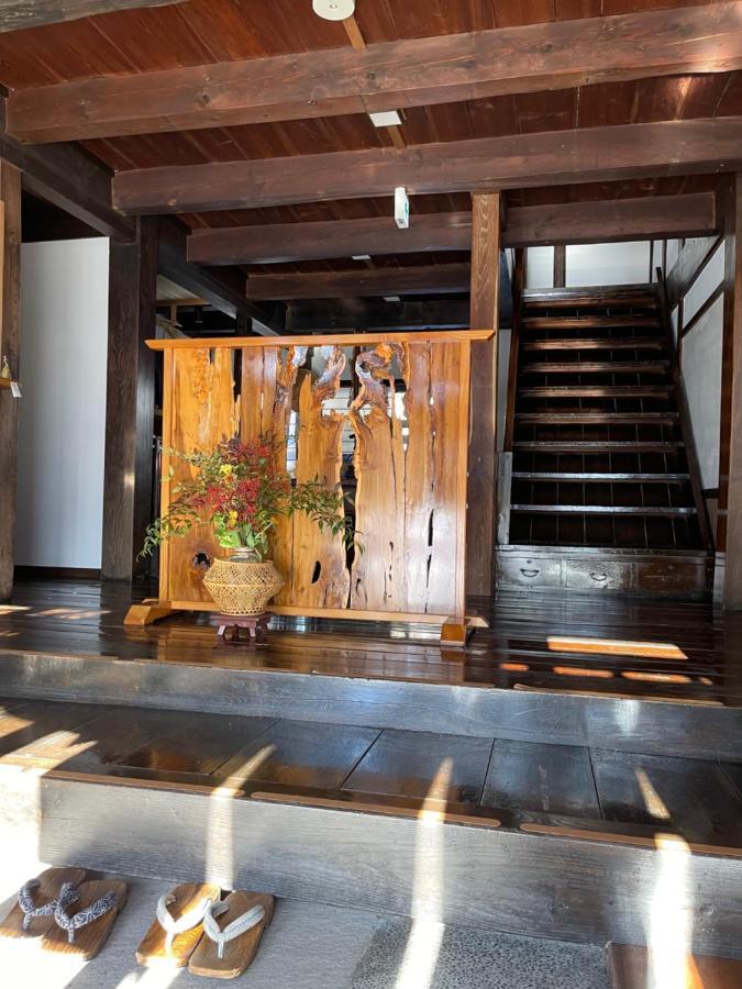 宿屋白金家 Yadoya-Shiroganeya 1日1組限定2名から8名様まで 全館貸切り 伝統的建造物の旅籠宿 Traditional Culture Experience Nagano Esterno foto