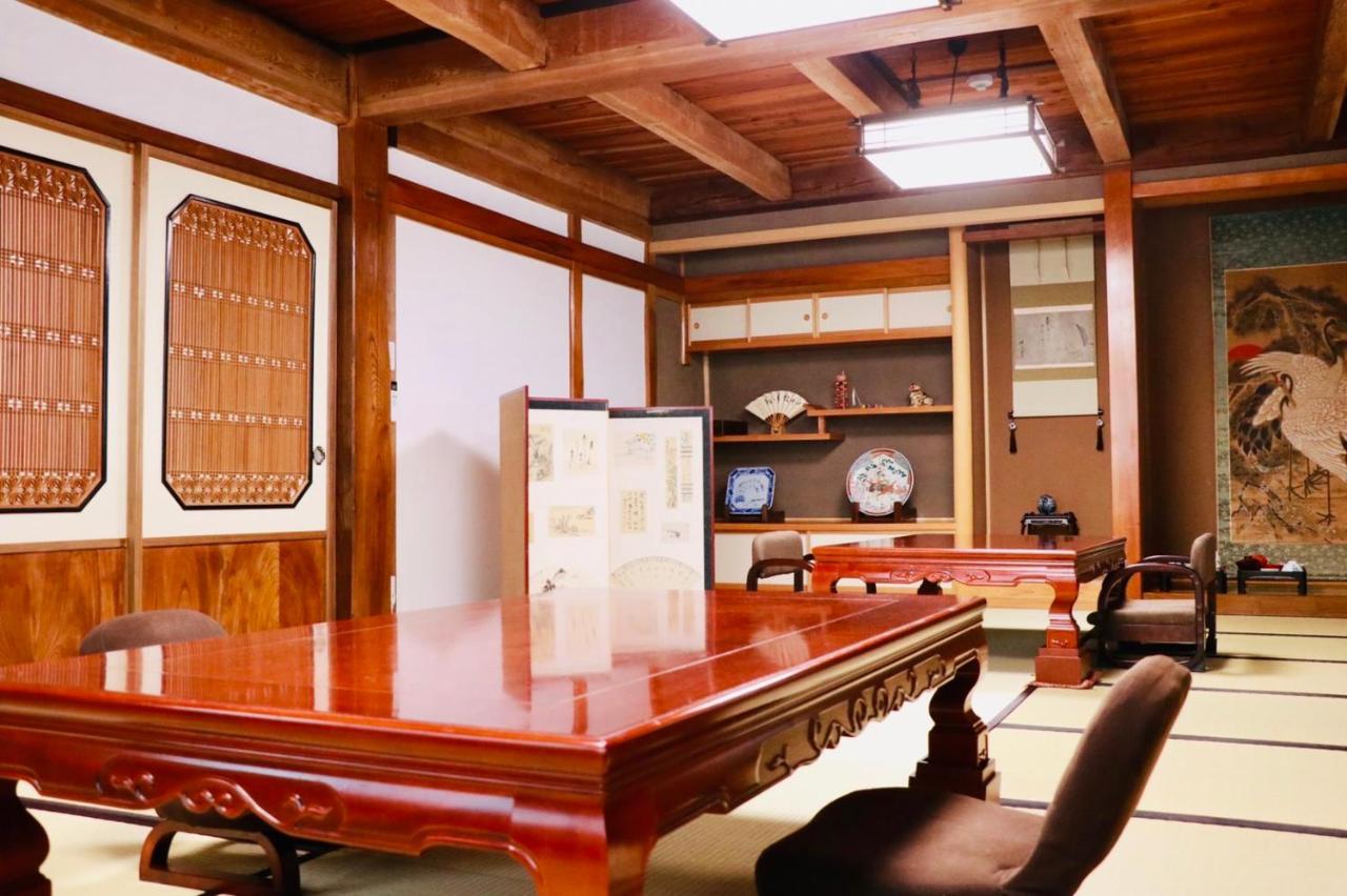 宿屋白金家 Yadoya-Shiroganeya 1日1組限定2名から8名様まで 全館貸切り 伝統的建造物の旅籠宿 Traditional Culture Experience Nagano Esterno foto