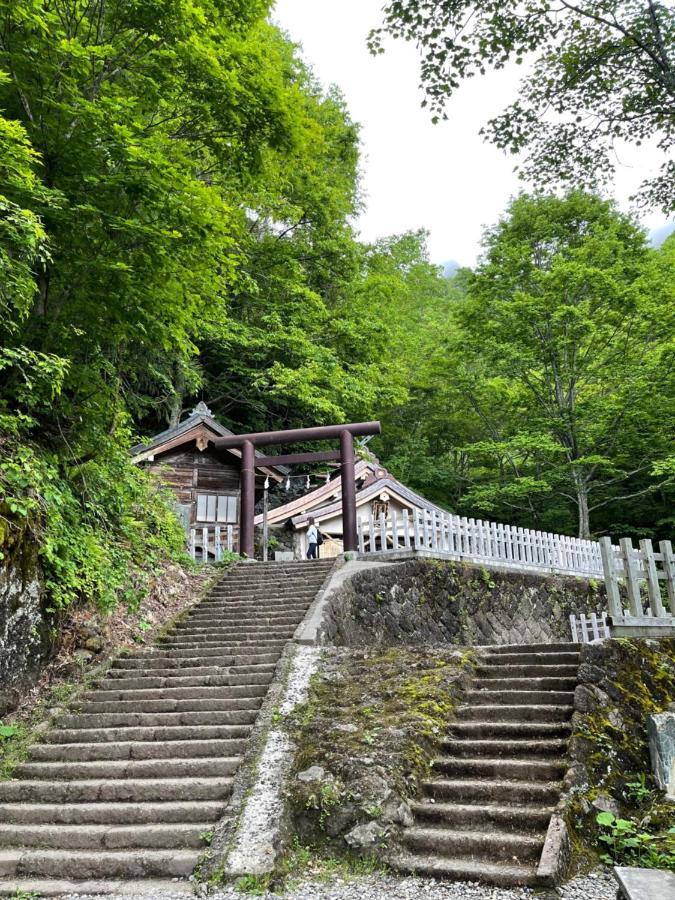 宿屋白金家 Yadoya-Shiroganeya 1日1組限定2名から8名様まで 全館貸切り 伝統的建造物の旅籠宿 Traditional Culture Experience Nagano Esterno foto