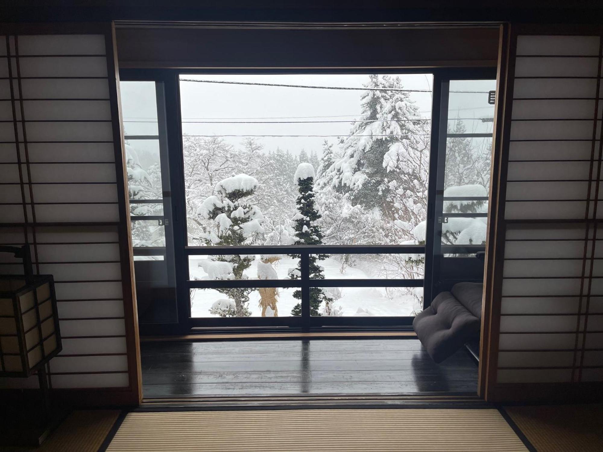 宿屋白金家 Yadoya-Shiroganeya 1日1組限定2名から8名様まで 全館貸切り 伝統的建造物の旅籠宿 Traditional Culture Experience Nagano Esterno foto